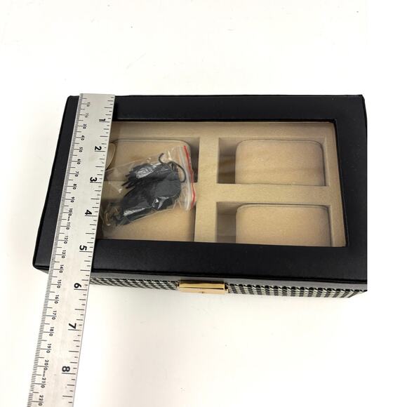 4 Slot Watch Box With Lock Watch Storage Box Houndstooth Pattern - Picture 9 of 16